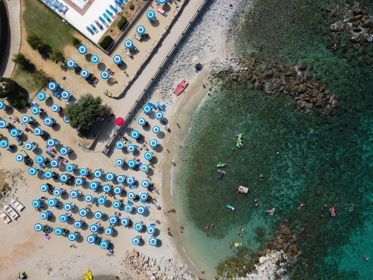 Villaggio Torre Ruffa Robinson Capo Vaticano Extérieur photo