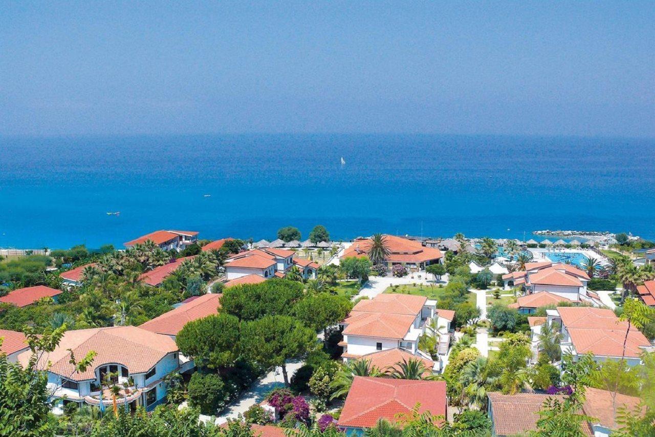 Villaggio Torre Ruffa Robinson Capo Vaticano Extérieur photo