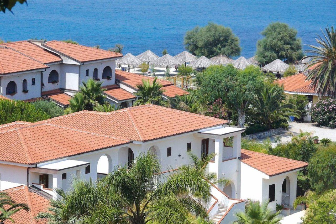 Villaggio Torre Ruffa Robinson Capo Vaticano Extérieur photo